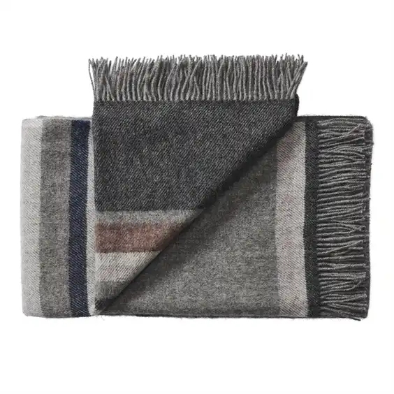 Silkeborg Uldspinderi plaid - Lyø Dark Grey